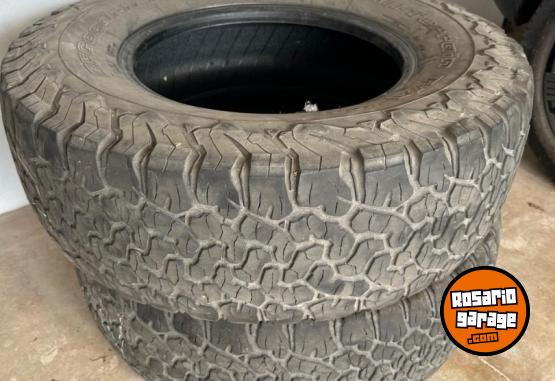 Accesorios para Autos - NEUM�TICOS BF GOODRICH ALL TERRAIN 285/70 R17 - En Venta