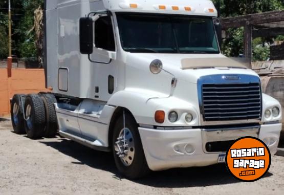 Camiones y Gr�as - Camion y semi - En Venta