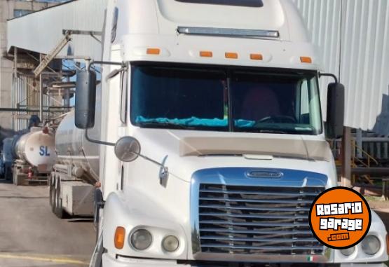 Camiones y Gr�as - Camion y semi - En Venta