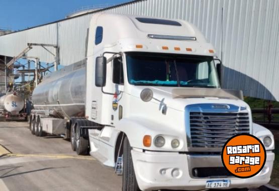 Camiones y Gr�as - Camion y semi - En Venta