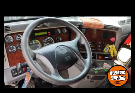 Camiones y Gr�as - Camion y semi - En Venta