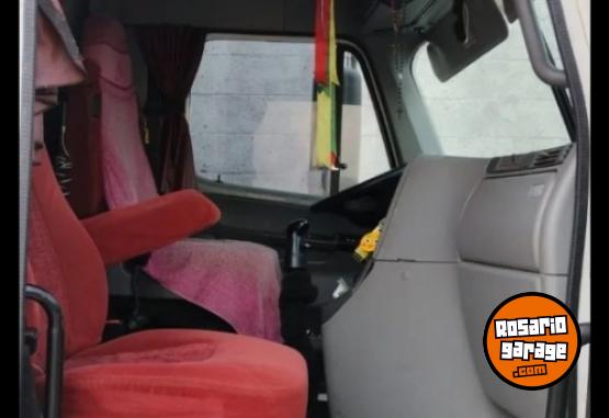 Camiones y Gr�as - Camion y semi - En Venta