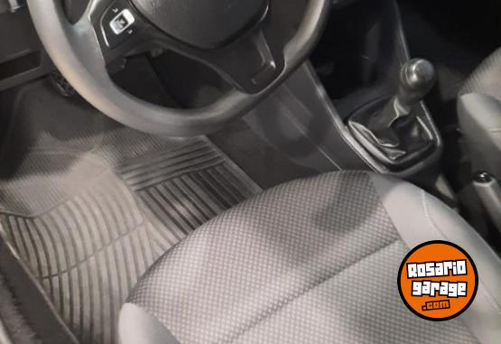 Utilitarios - Volkswagen SAVEIRO 1.6 TRENDLINE 2023 Nafta 92000Km - En Venta