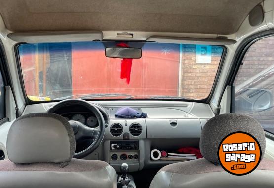Utilitarios - Renault Kangoo 2007 Diesel 215000Km - En Venta
