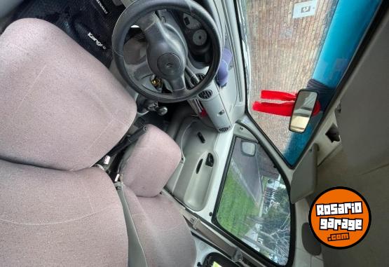 Utilitarios - Renault Kangoo 2007 Diesel 215000Km - En Venta