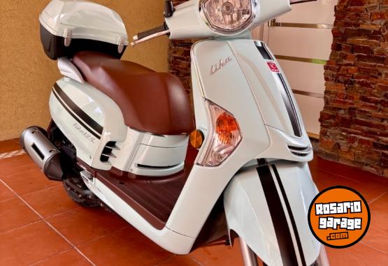 Motos - Kymco Like 2022 Nafta 9000Km - En Venta