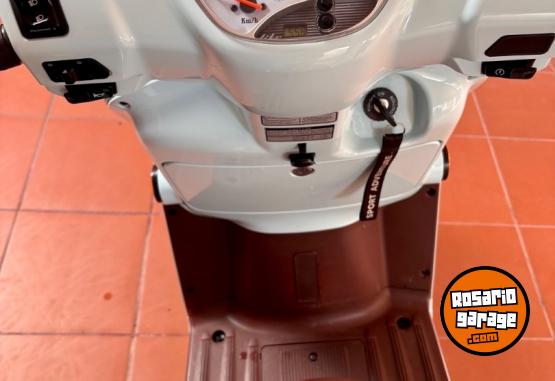 Motos - Kymco Like 2022 Nafta 9000Km - En Venta