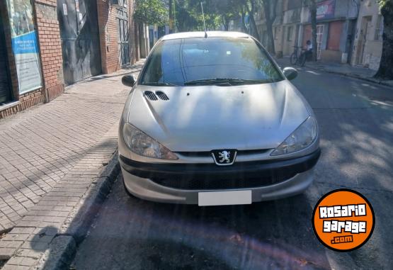 Autos - Peugeot 206 2006 Nafta 212700Km - En Venta