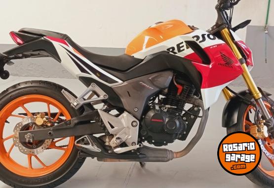 Motos - Honda CB 190 Repsol 2017 Nafta 19000Km - En Venta