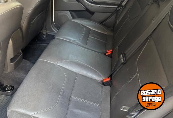 Autos - Ford Focus titanium 2016 Nafta 105000Km - En Venta