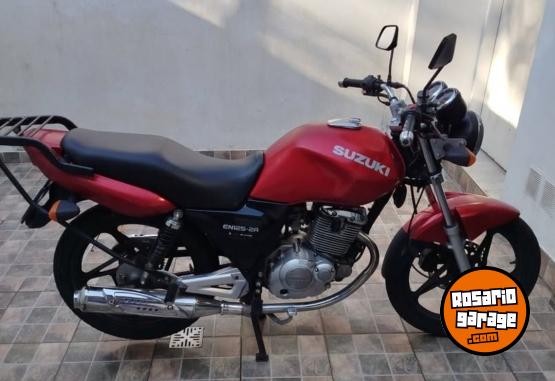 Motos - Suzuki EN 125 2 A 2018 Nafta 43000Km - En Venta