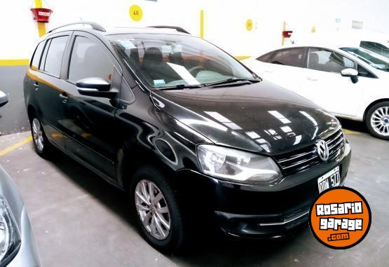 Autos - Volkswagen SURAN TRENDLINE 2014 Nafta 111111Km - En Venta