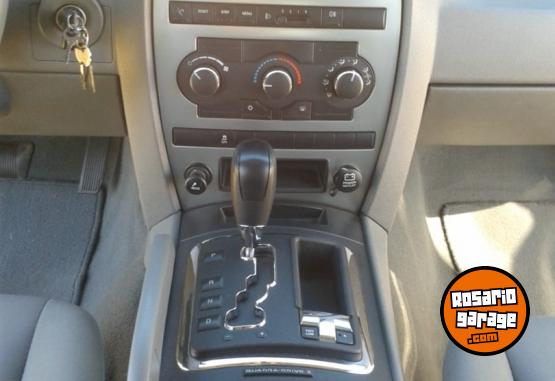 Camionetas - Jeep Grand Cherokee Laredo 2007 Diesel 250000Km - En Venta