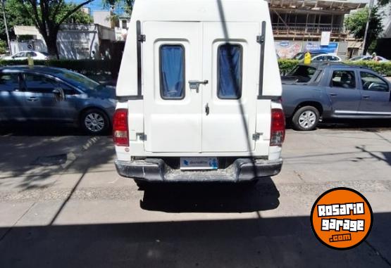 Camionetas - Toyota HILUX CABINA SIMPLE DX 2018 Diesel 260000Km - En Venta