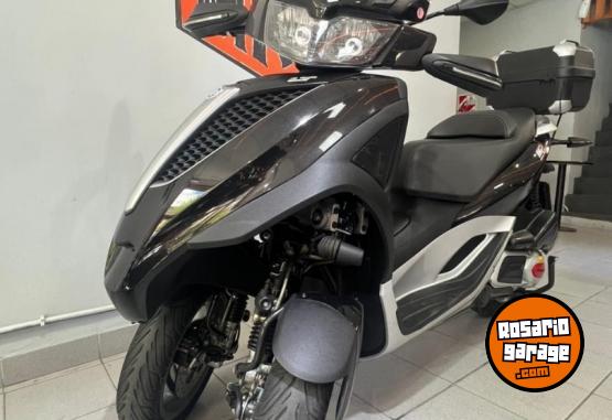 Motos - Piaggio MP3 300 Yourban 2021 Nafta 14000Km - En Venta