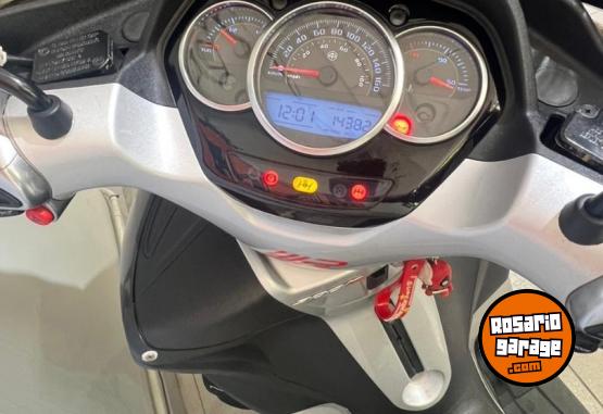 Motos - Piaggio MP3 300 Yourban 2021 Nafta 14000Km - En Venta