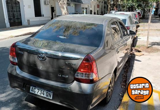 Autos - Toyota Etios L5 XL6 2018 Nafta 50000Km - En Venta