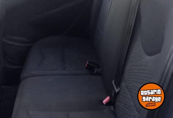 Autos - Peugeot 308 2013 Diesel 157000Km - En Venta