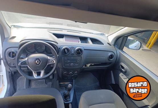 Utilitarios - Renault KANGOO EXPRESS 2022 Nafta 90000Km - En Venta