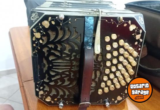 Instrumentos Musicales - Vendo Insuperable Bandoneon - En Venta