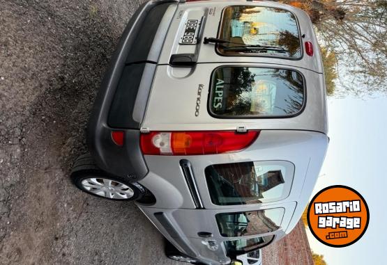 Utilitarios - Renault Kamgoo 2014 Nafta 133000Km - En Venta