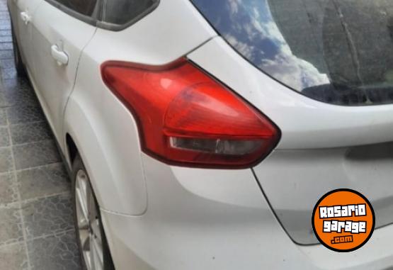 Autos - Ford Focus 2015 Nafta 125000Km - En Venta
