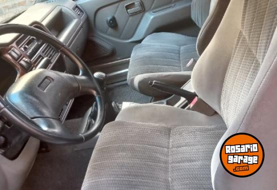 Camionetas - Isuzu Pick up 1998 Diesel 283000Km - En Venta