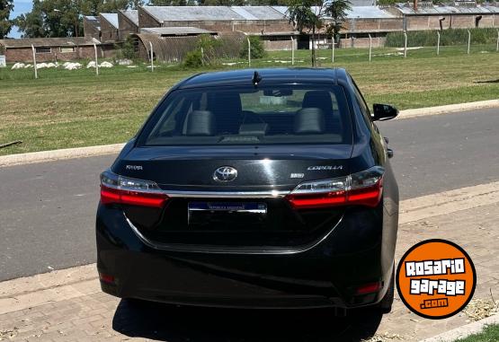 Autos - Toyota Corolla Seg 2018 GNC 150000Km - En Venta