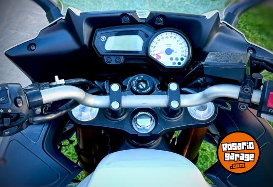 Motos - Yamaha Fazer 800 2011 Nafta 42000Km - En Venta