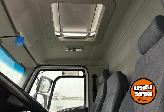 Camiones y Grúas - Ford cargo 1722 modelo 2016 - En Venta