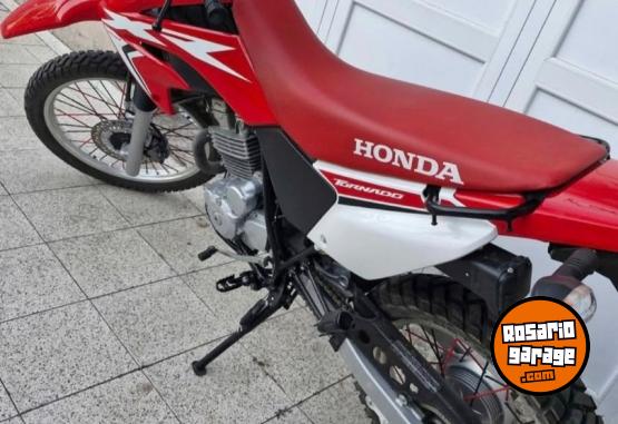 Motos - Honda XR 250 2024 Nafta 4500Km - En Venta