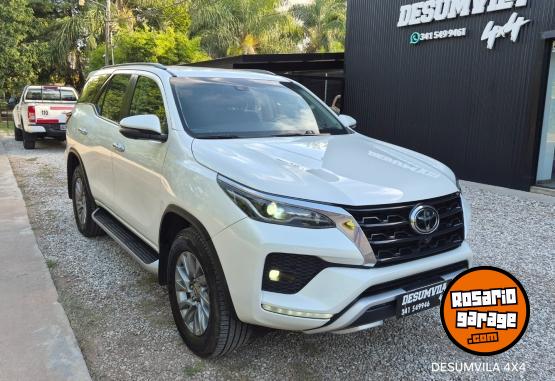 Camionetas - Toyota SW4 SRX A/T 7A 2022 Diesel 130000Km - En Venta