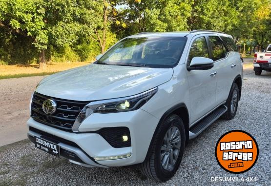 Camionetas - Toyota SW4 SRX A/T 7A 2022 Diesel 130000Km - En Venta