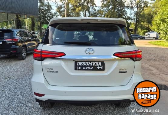 Camionetas - Toyota SW4 SRX A/T 7A 2022 Diesel 130000Km - En Venta