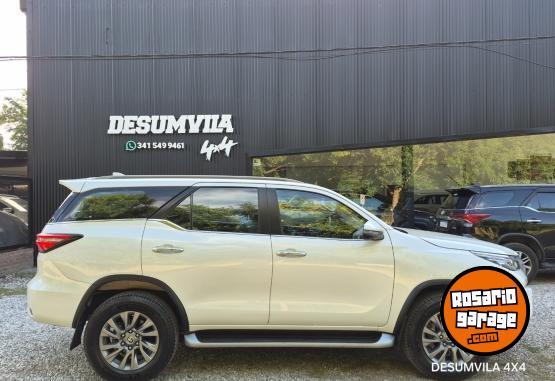 Camionetas - Toyota SW4 SRX A/T 7A 2022 Diesel 130000Km - En Venta