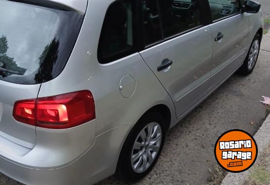 Autos - Volkswagen Suran gnc impecable 2012 GNC 140000Km - En Venta