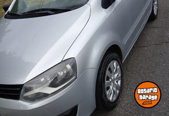 Autos - Volkswagen Suran gnc impecable 2012 GNC 140000Km - En Venta