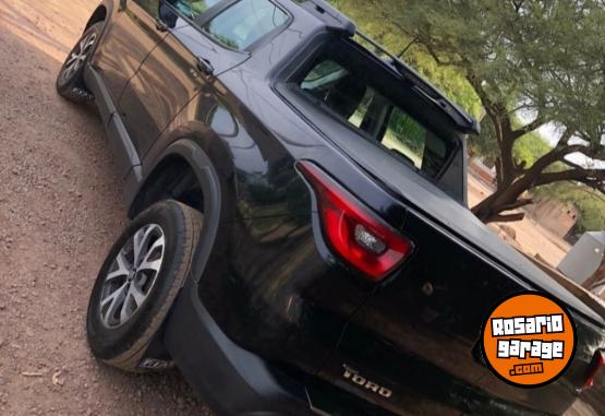 Camionetas - Fiat TORO FREEDOM 1.8 AT6 4X2 2024 Nafta 71000Km - En Venta
