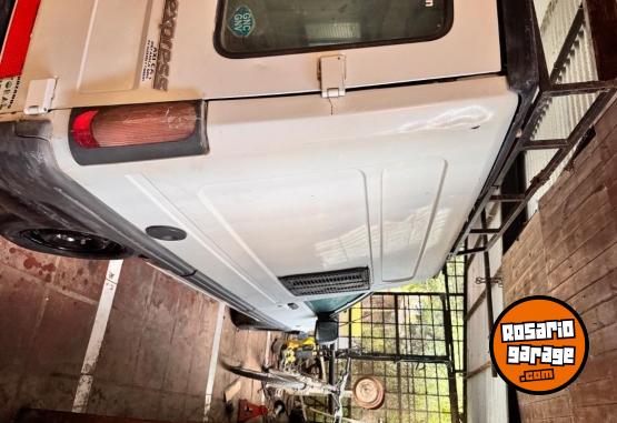 Utilitarios - Renault Express 2000 GNC 350000Km - En Venta