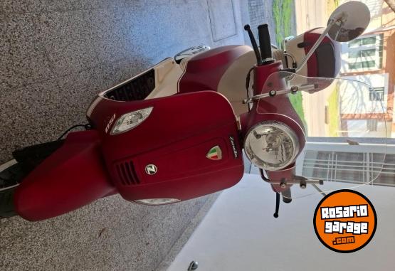 Motos - Zanella Edizione 2024 Nafta 5700Km - En Venta