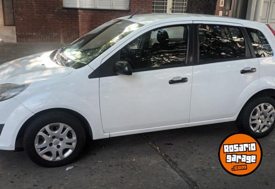 Autos - Ford Fiesta 2010 Nafta 219000Km - En Venta