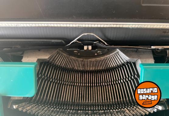 Otros - MAQUINA ESCRBIR OLIVETTI STUDIO 45 IMPECABLE!! - En Venta
