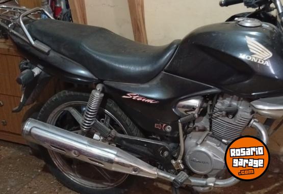 Motos - Honda Storm 2011 Nafta 6912Km - En Venta