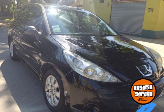 Autos - Peugeot 207 2009 Diesel 225000Km - En Venta