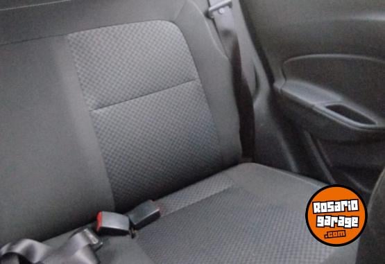 Autos - Chevrolet Prisma fiesta ónix Ka 2017 GNC 118Km - En Venta