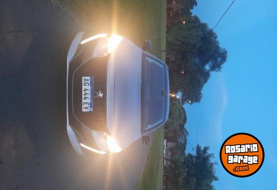 Autos - Peugeot 208 Active Pack 2024 Nafta 21000Km - En Venta