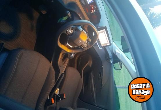 Autos - Peugeot 208 Active Pack 2024 Nafta 21000Km - En Venta