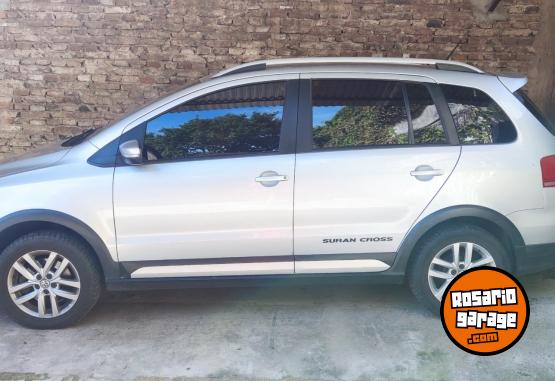 Autos - Volkswagen Suran 2016 GNC 107000Km - En Venta