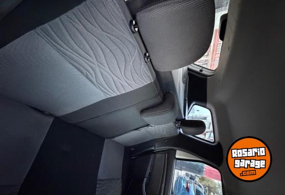 Autos - Renault Duster 2.0 LUXE NAV 2013 GNC - En Venta