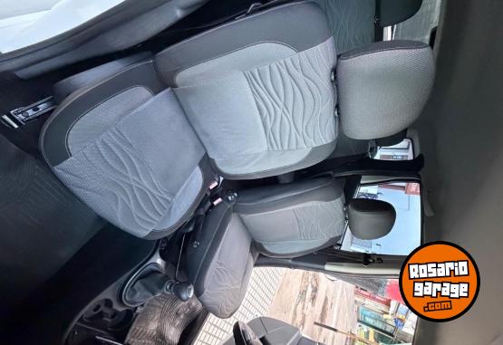 Autos - Renault Duster 2.0 LUXE NAV 2013 GNC - En Venta